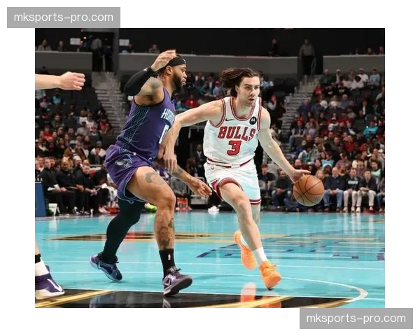 黄蜂131-99大胜公牛，19岁新秀布泽利斯空砍32分7篮板创生涯纪录