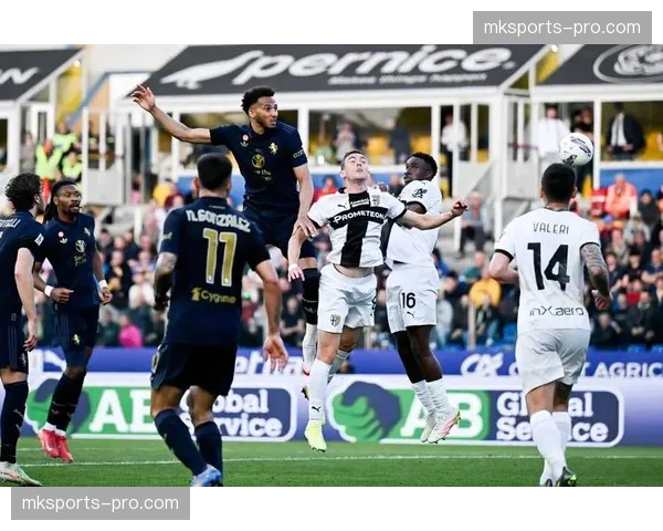 热那亚3-0大胜都灵，主场取得关键三分