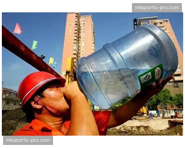 多家俱乐部申请在炎热天气下增加官方饮水暂停次数