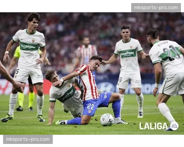 西甲第33轮：皇马2-1阿拉维斯，积分榜紧追巴萨